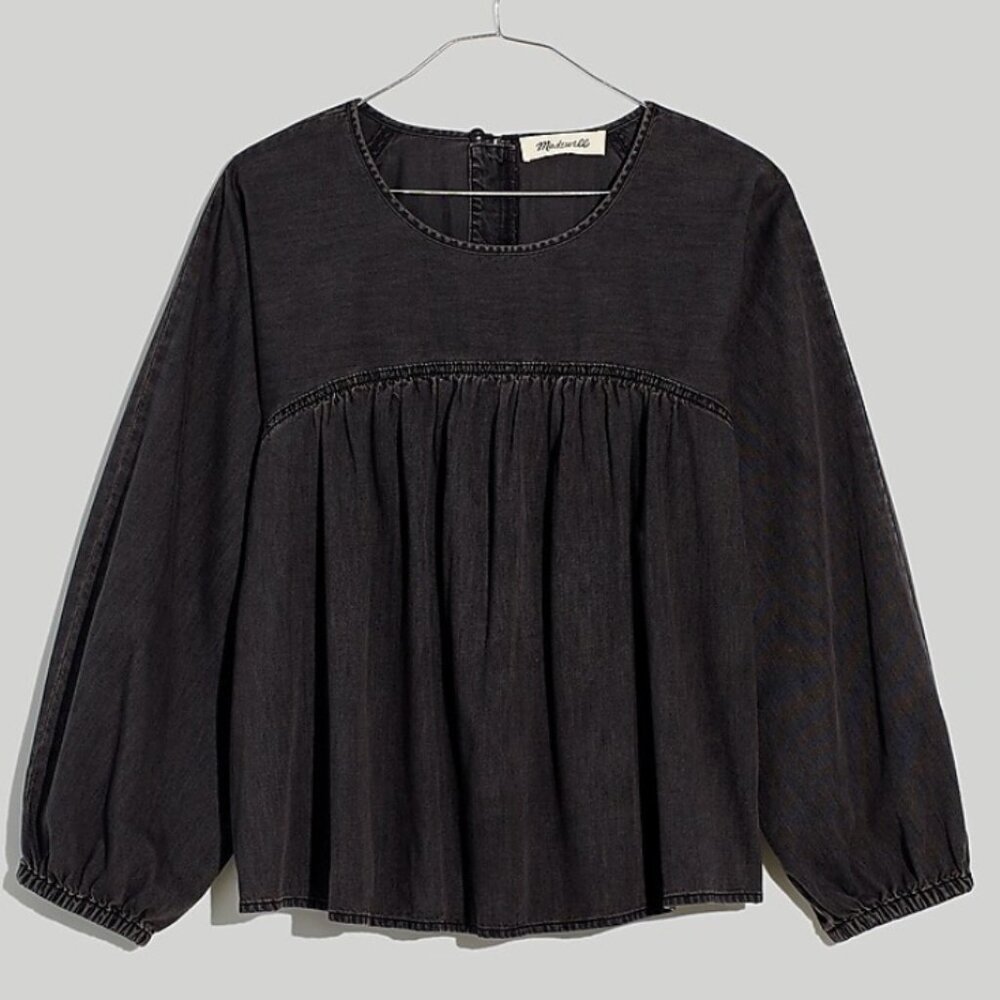 DENIM SHIRRED SWING SHIRT IN LUNAR WASH